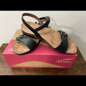 Dansko sandals in black, size 39